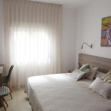 Hostal Torras Sant Hilari Sacalm Exteriér fotografie