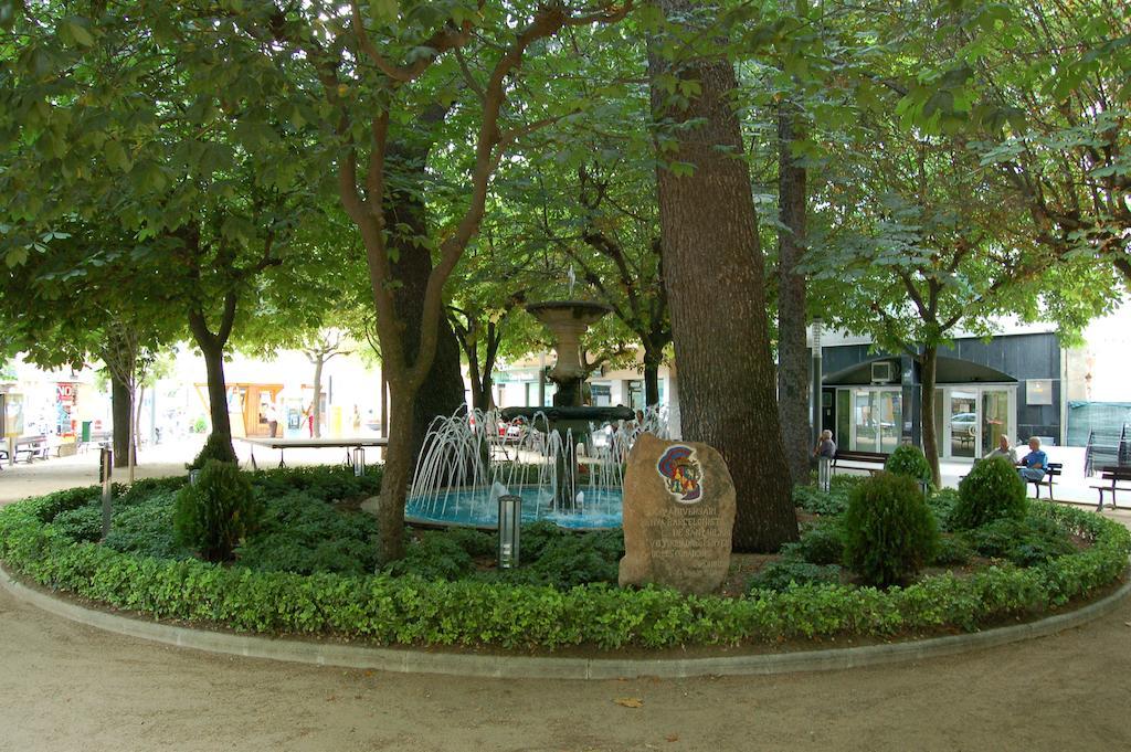 Hostal Torras Sant Hilari Sacalm Exteriér fotografie