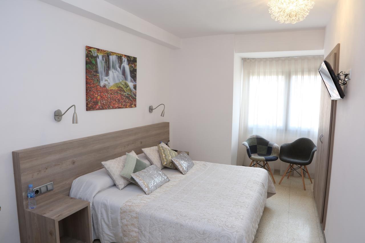 Hostal Torras Sant Hilari Sacalm Exteriér fotografie