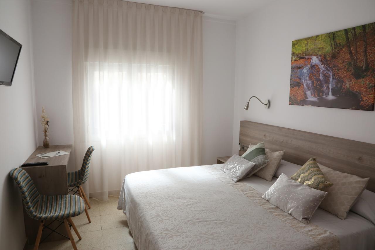 Hostal Torras Sant Hilari Sacalm Exteriér fotografie