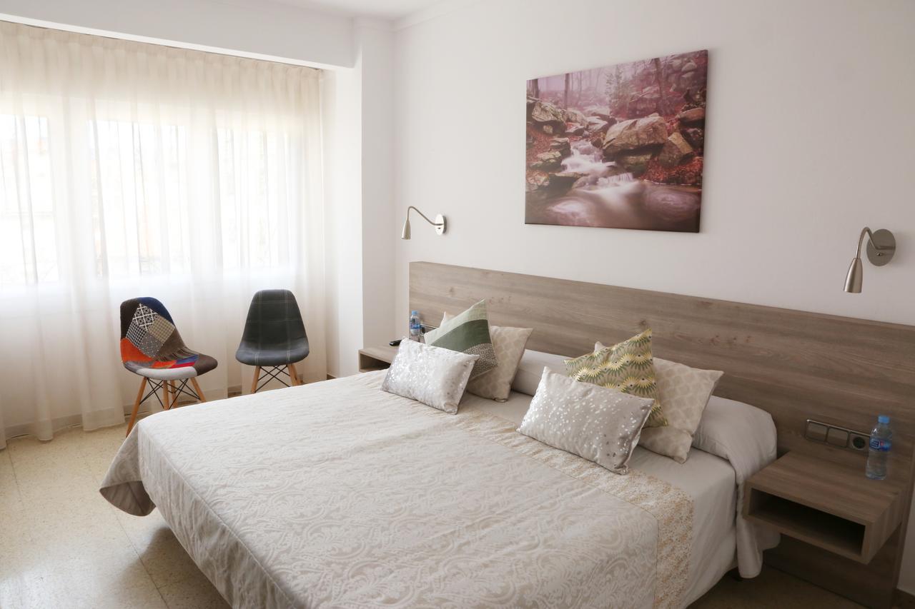 Hostal Torras Sant Hilari Sacalm Exteriér fotografie