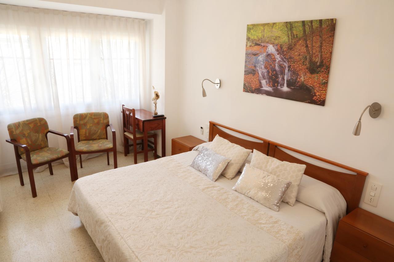 Hostal Torras Sant Hilari Sacalm Exteriér fotografie