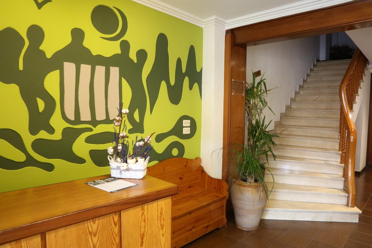 Hostal Torras Sant Hilari Sacalm Exteriér fotografie
