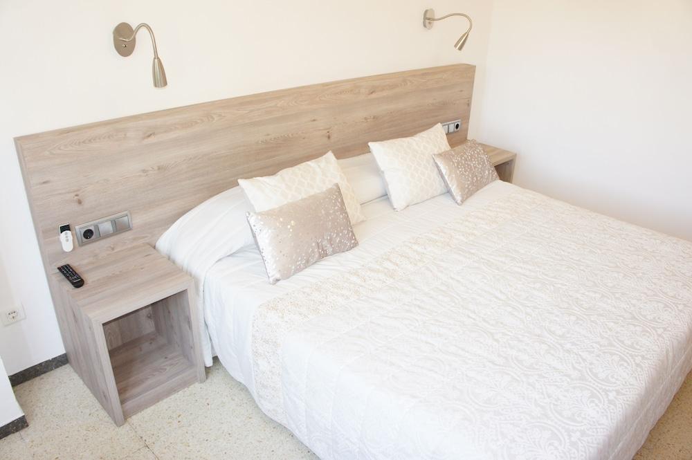Hostal Torras Sant Hilari Sacalm Exteriér fotografie